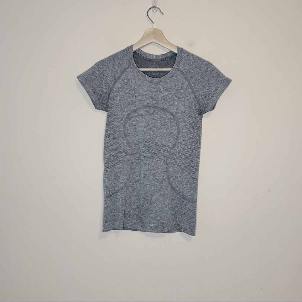 Lululemon Swiftly Tech Short Sleeve 2.0 Slate Grey Slim Fit Size 6